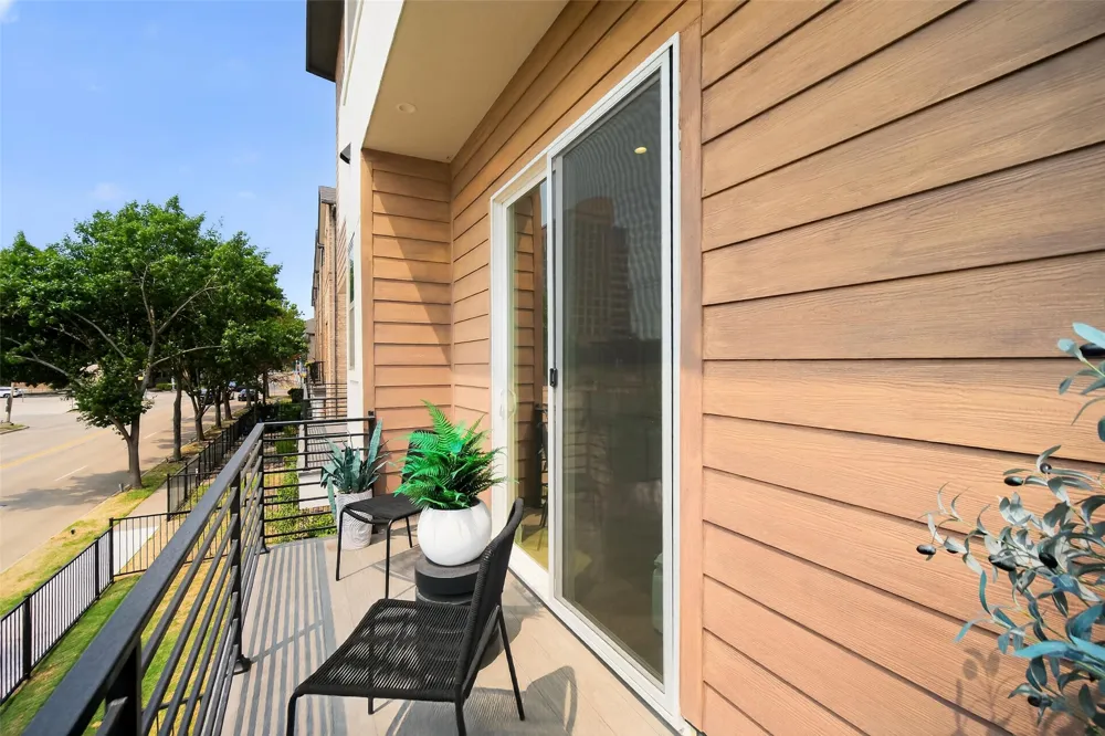 13900 Noel #202 Dallas, TX 75240