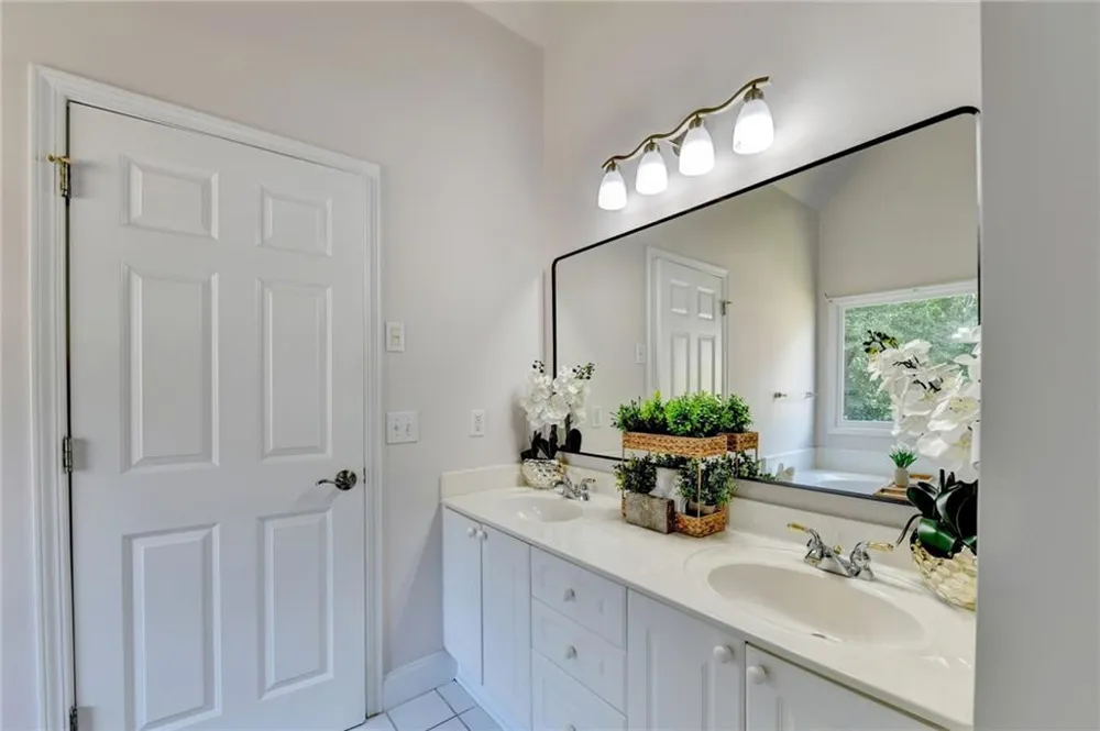 455 Hillcrest View Drive Suwanee, GA 30024