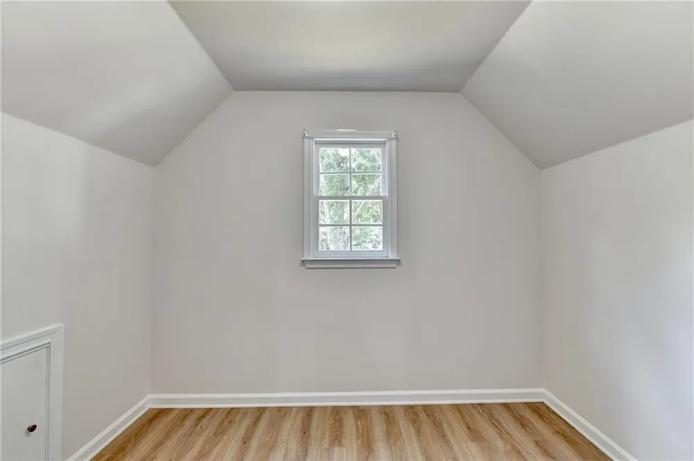 455 Hillcrest View Drive Suwanee, GA 30024