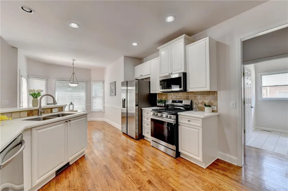 455 Hillcrest View Drive Suwanee, GA 30024