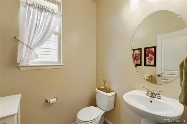 8350 Gardenia Street Arvada, CO 80005