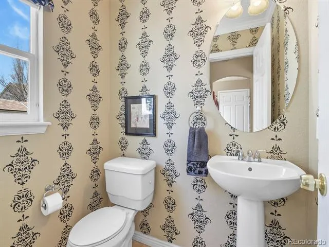 19408 E 40th Place Denver, CO 80249