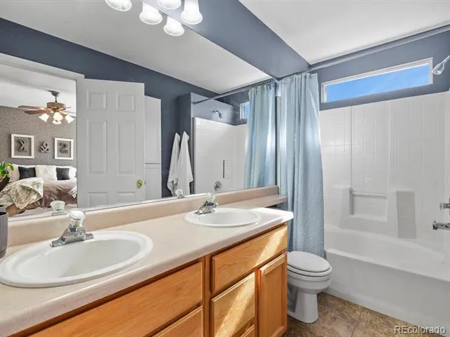 19408 E 40th Place Denver, CO 80249