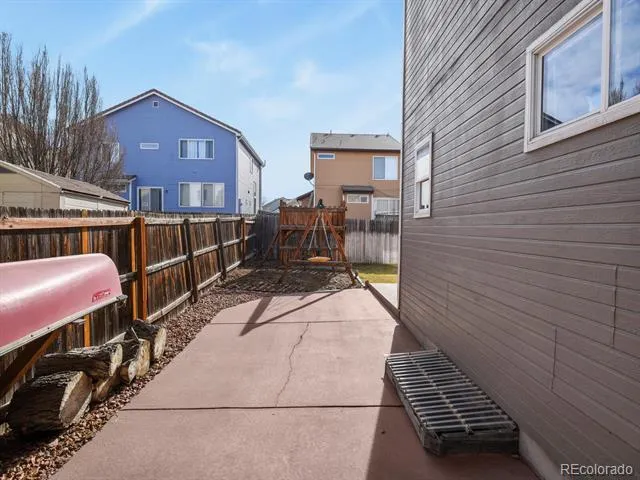 19408 E 40th Place Denver, CO 80249
