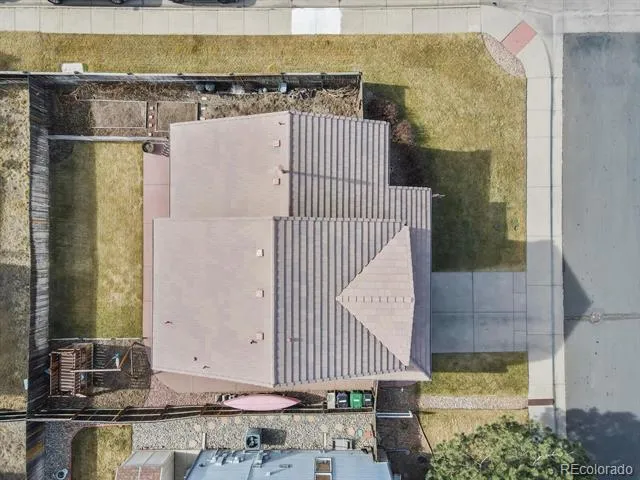 19408 E 40th Place Denver, CO 80249
