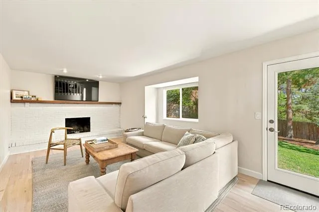 10919 E Maplewood Drive Englewood, CO 80111