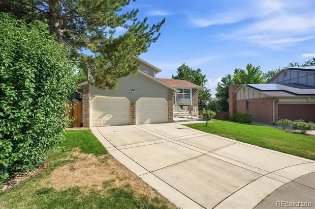 10919 E Maplewood Drive Englewood, CO 80111