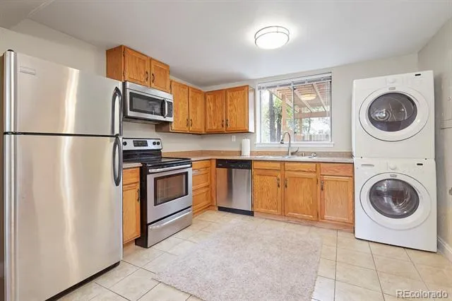 241 Elmwood Drive Colorado Springs, CO 80907