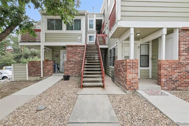 982 S Dearborn Way #18 Aurora, CO 80012