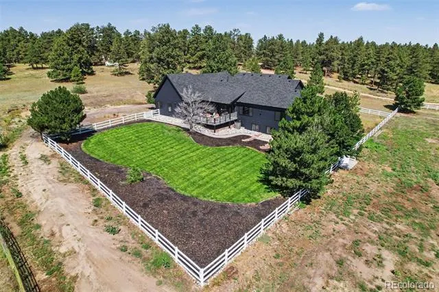 4990 Black Fox Circle Elizabeth, CO 80107