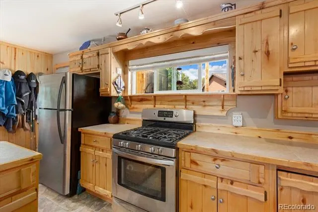 288 Pinion Hills Drive Howard, CO 81233