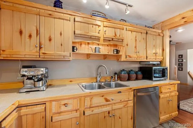 288 Pinion Hills Drive Howard, CO 81233