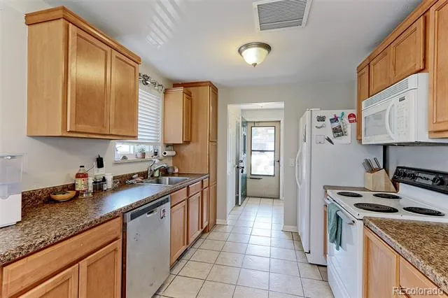 7136 Otis Street Arvada, CO 80003