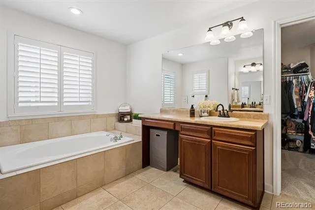 7694 S Eaton Park Court Aurora, CO 80016