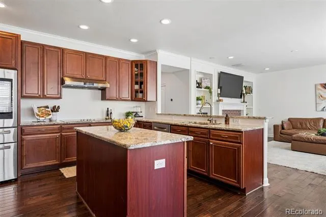 7694 S Eaton Park Court Aurora, CO 80016