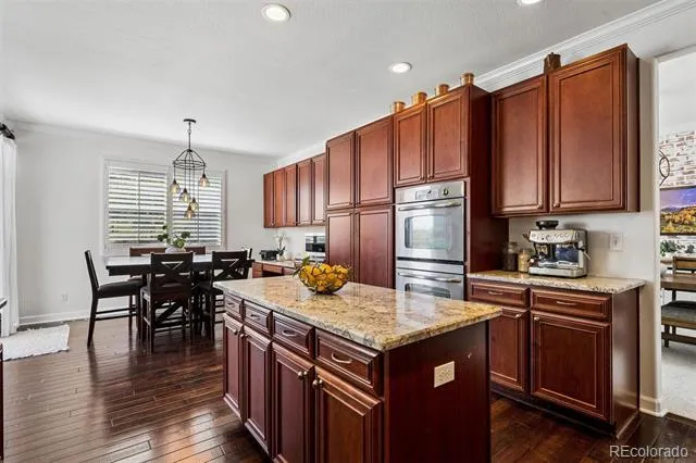 7694 S Eaton Park Court Aurora, CO 80016