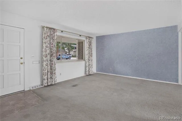 2974 S Eaton Street Denver, CO 80227