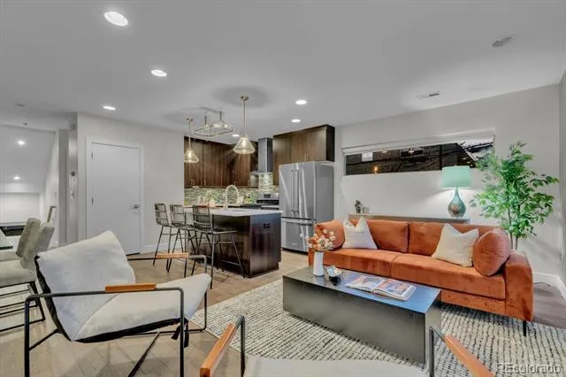 34 S Lincoln Street Denver, CO 80209