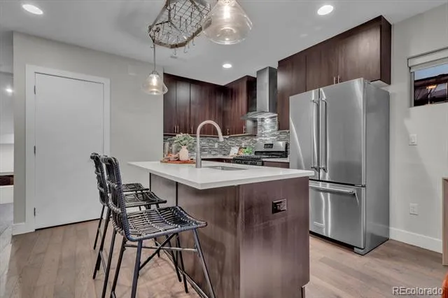 34 S Lincoln Street Denver, CO 80209