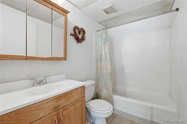 2130 S Vaughn Way #202E Aurora, CO 80014