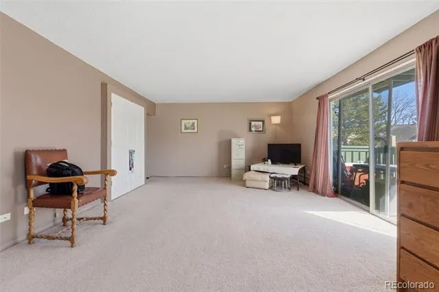 2130 S Vaughn Way #202E Aurora, CO 80014