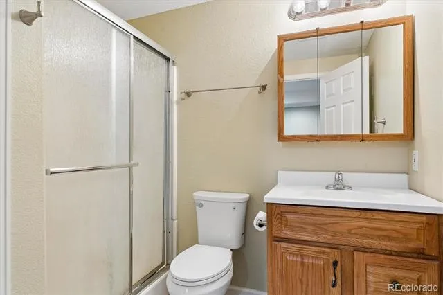 9849 Chatswood Trail Highlands Ranch, CO 80126
