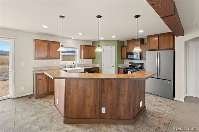 4680 Rogers Drive Hartsel, CO 80449