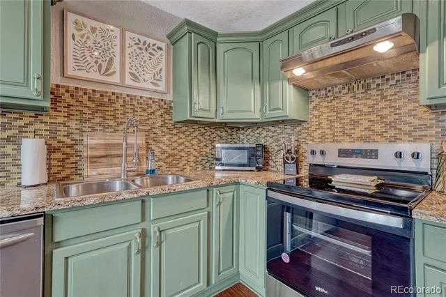 1662 S Idalia Circle #J Aurora, CO 80017