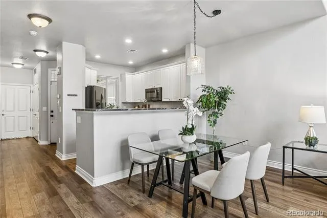 4348 S Queen Court Littleton, CO 80127