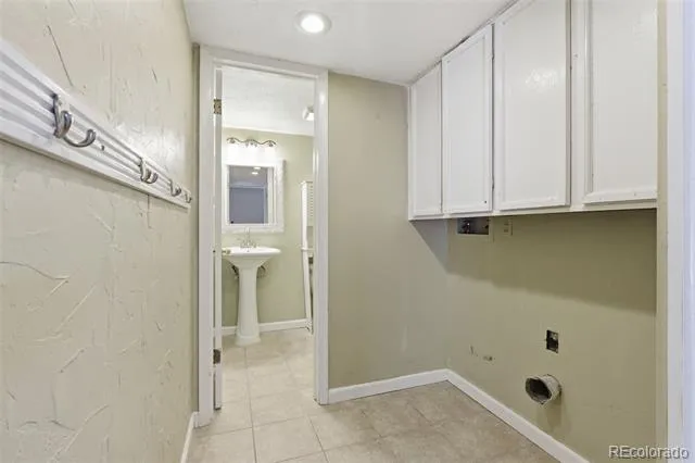 7765 S Lamar Court Littleton, CO 80128