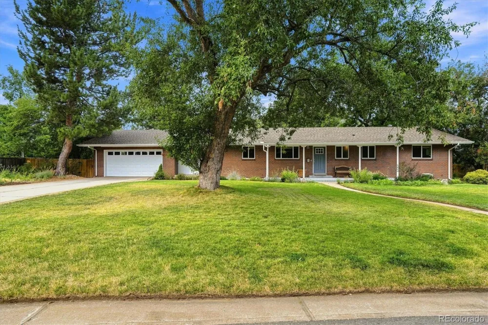546 W Lake Avenue Littleton, CO 80120