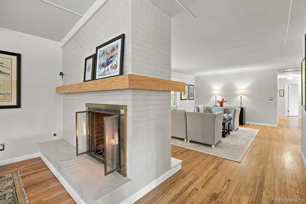 546 W Lake Avenue Littleton, CO 80120