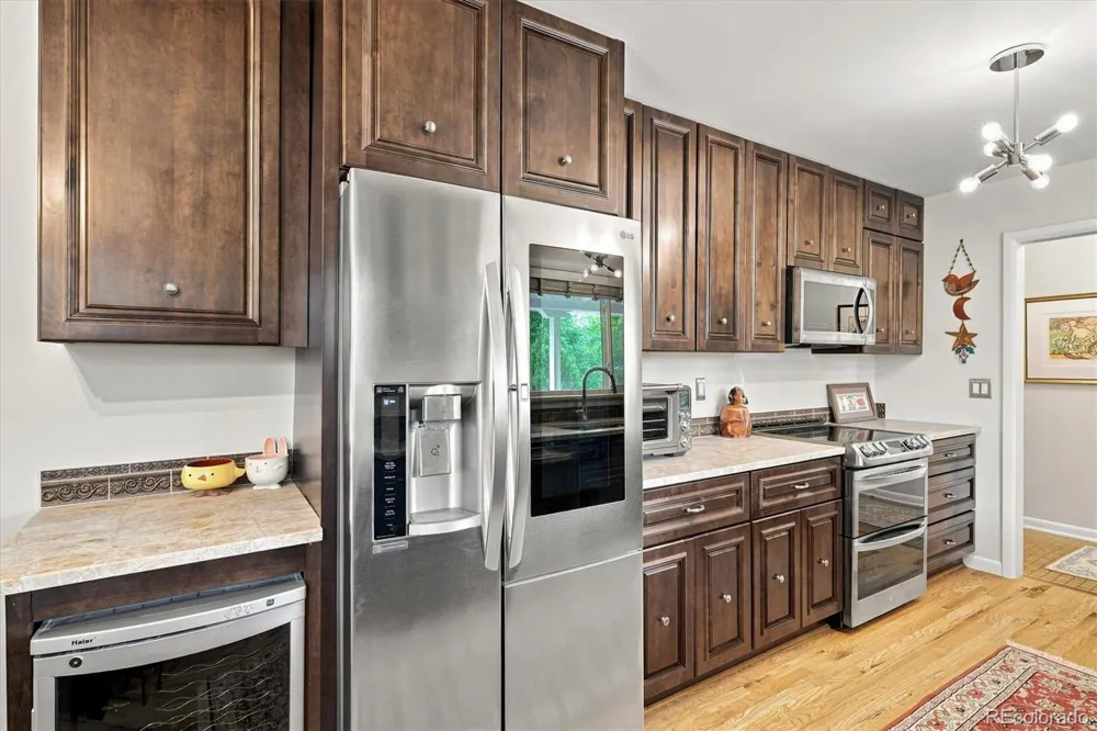 546 W Lake Avenue Littleton, CO 80120