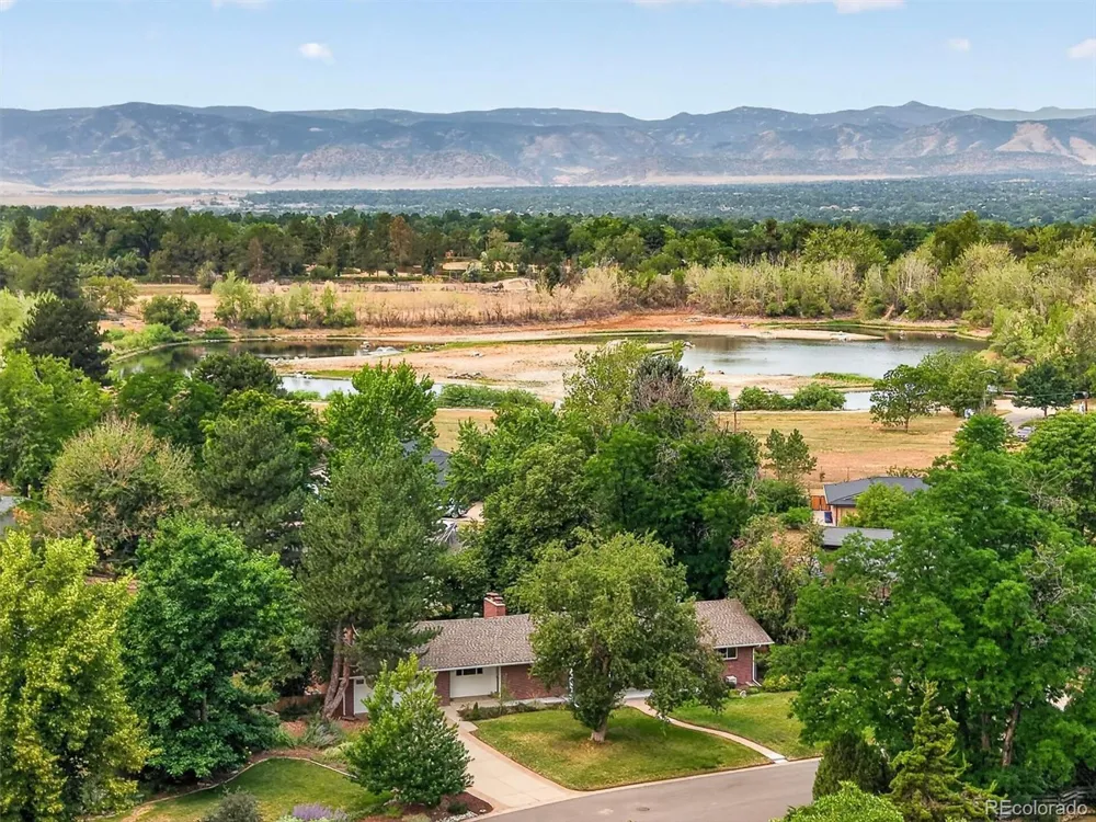 546 W Lake Avenue Littleton, CO 80120