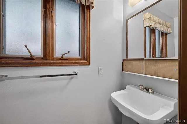 7135 S Costilla Street Littleton, CO 80120