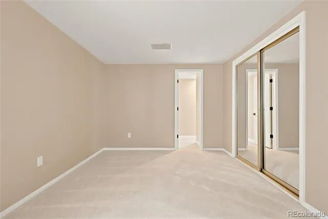 7572 S Rosemary Circle Englewood, CO 80112