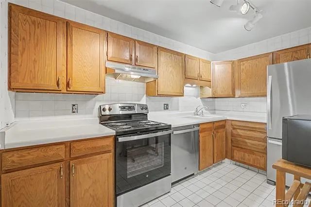 13635 E Bates Avenue #403 Aurora, CO 80014