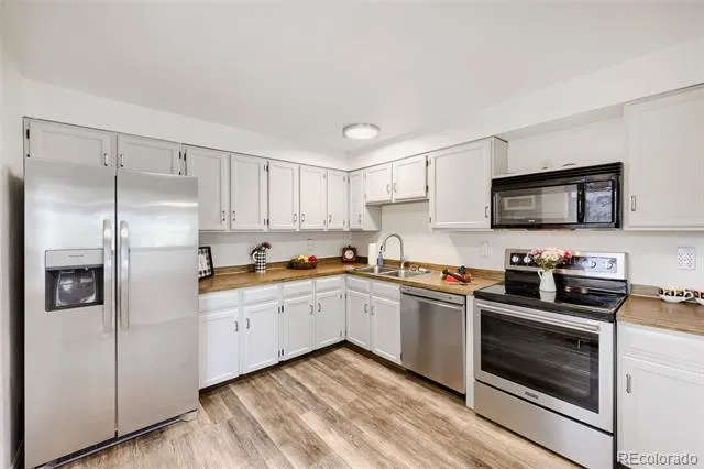 11221 Otis Street Broomfield, CO 80020