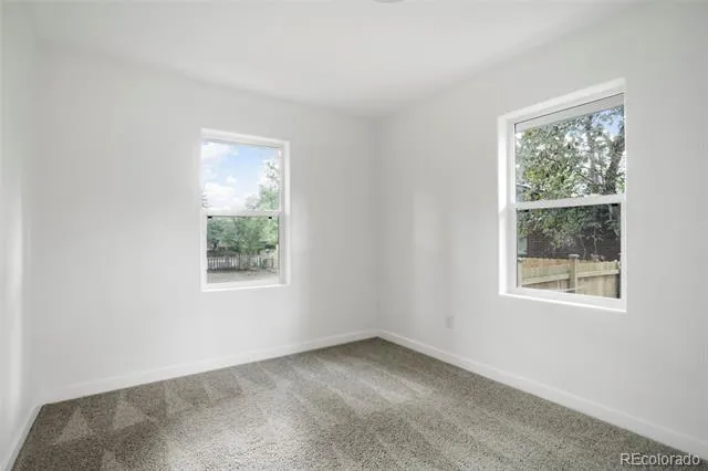2112 9th Avenue Longmont, CO 80501