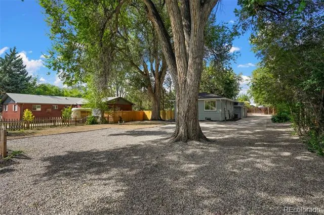 2112 9th Avenue Longmont, CO 80501