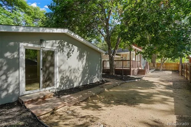 2112 9th Avenue Longmont, CO 80501