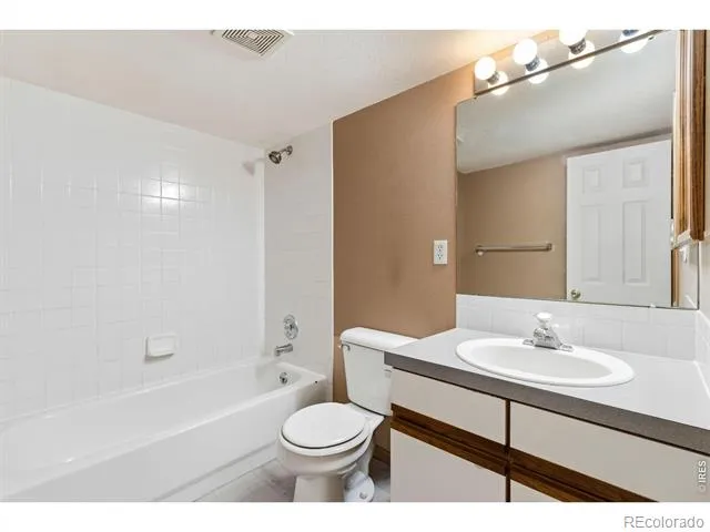 1637 Westbridge Drive #B4 Fort Collins, CO 80526