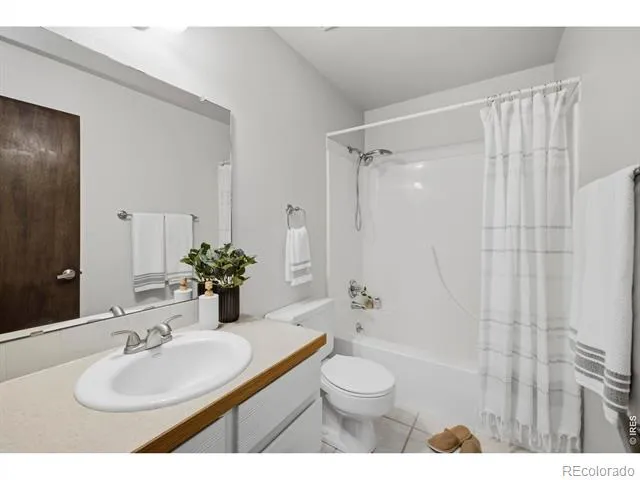 1913 Waters Edge Street #B Fort Collins, CO 80526