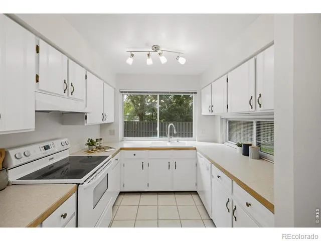 1913 Waters Edge Street #B Fort Collins, CO 80526