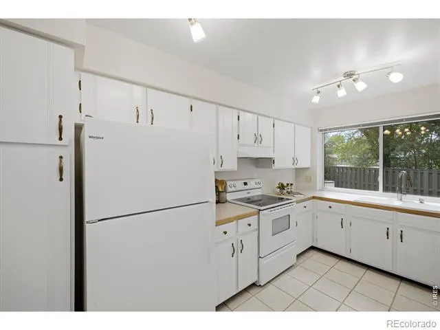 1913 Waters Edge Street #B Fort Collins, CO 80526