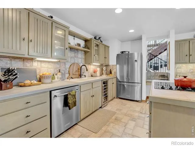 13910 Saint Vrain Drive Lyons, CO 80540