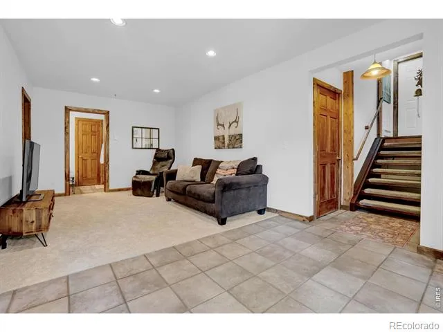 13910 Saint Vrain Drive Lyons, CO 80540