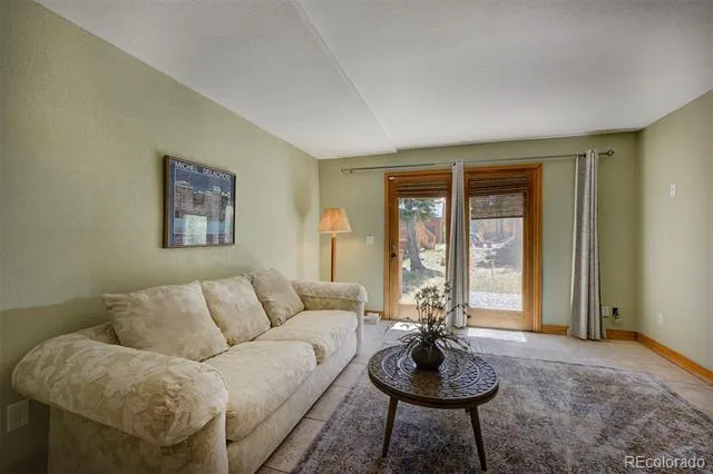 33508 Persistence Avenue Pine, CO 80470