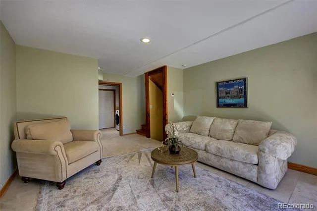33508 Persistence Avenue Pine, CO 80470