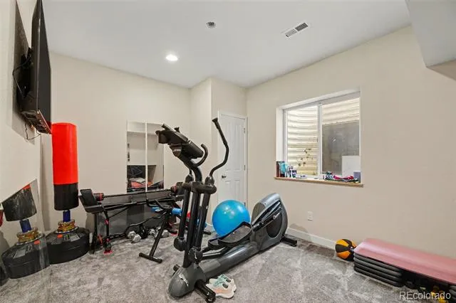 10934 Pitkin Street Commerce City, CO 80022